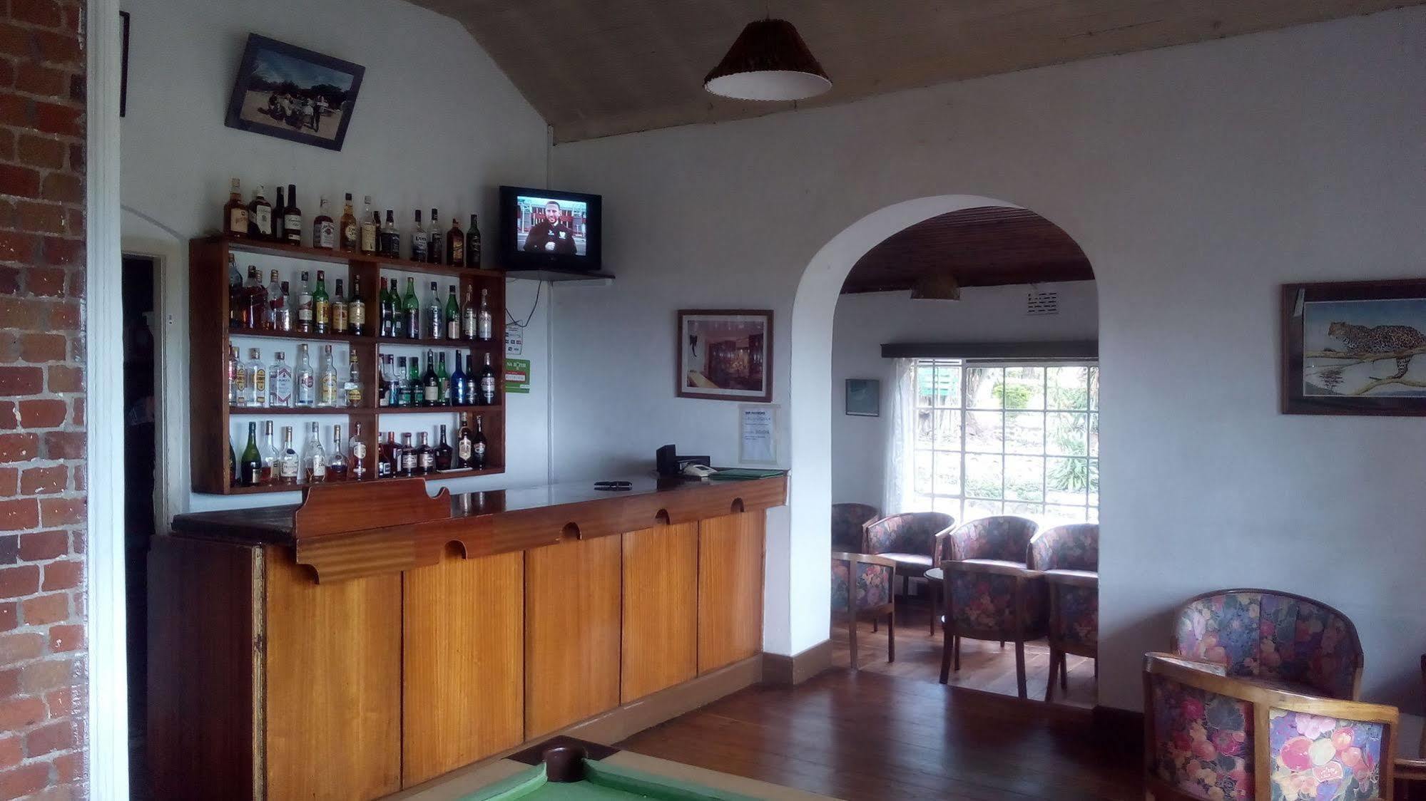 Jacaranda Lake Elementaita Lodge Gilgil Exteriér fotografie
